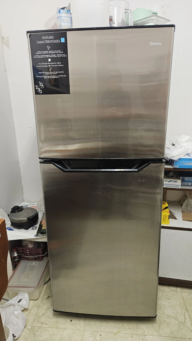 Danby Stainless Steel Refrigerator 10.1 cu ft - photo 2