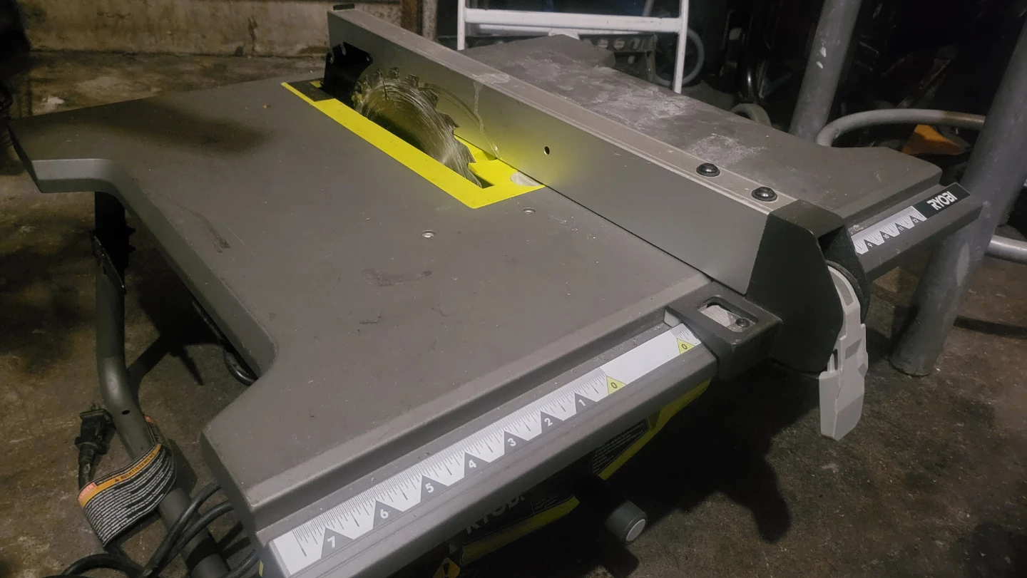 Ryobi 10-inch Table Saw