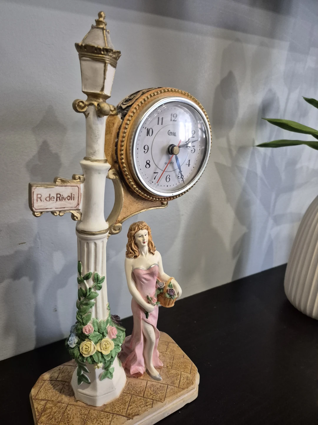 Crosà Quartz Desk Clock with Lady Figurine