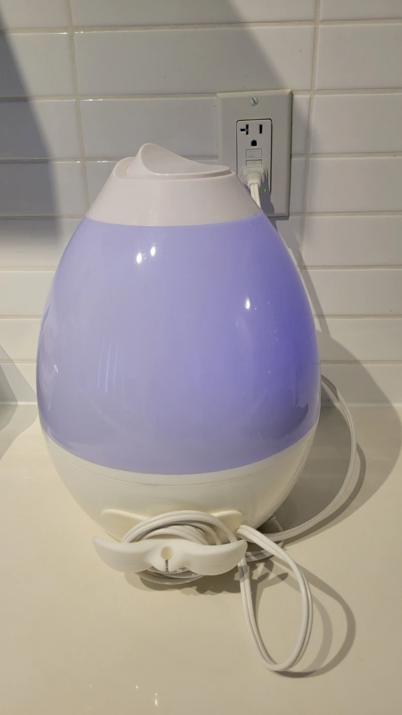 White and Blue Egg-Shaped Humidifier with LED Light - photo 2