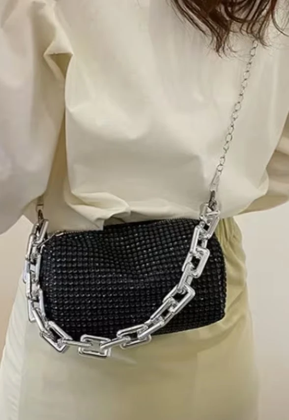 Black Rhinestone glamorous evening bag - photo 5