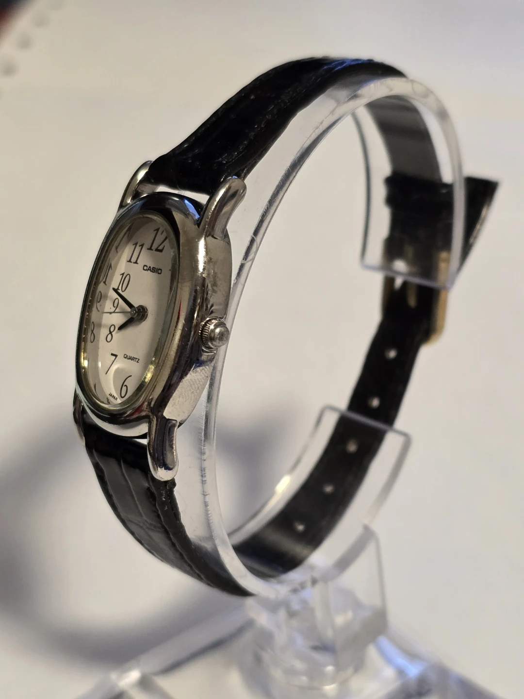 Casio Lady's Oval Quartz Watch - photo 3