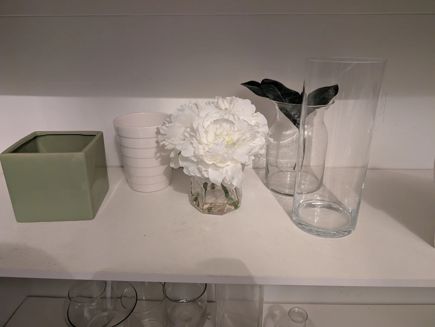 Assorted decorative vases and pots - photo 2