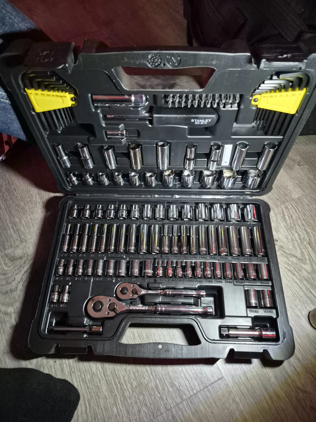 Stanley 123 Piece Mechanics Tool Set - photo 2