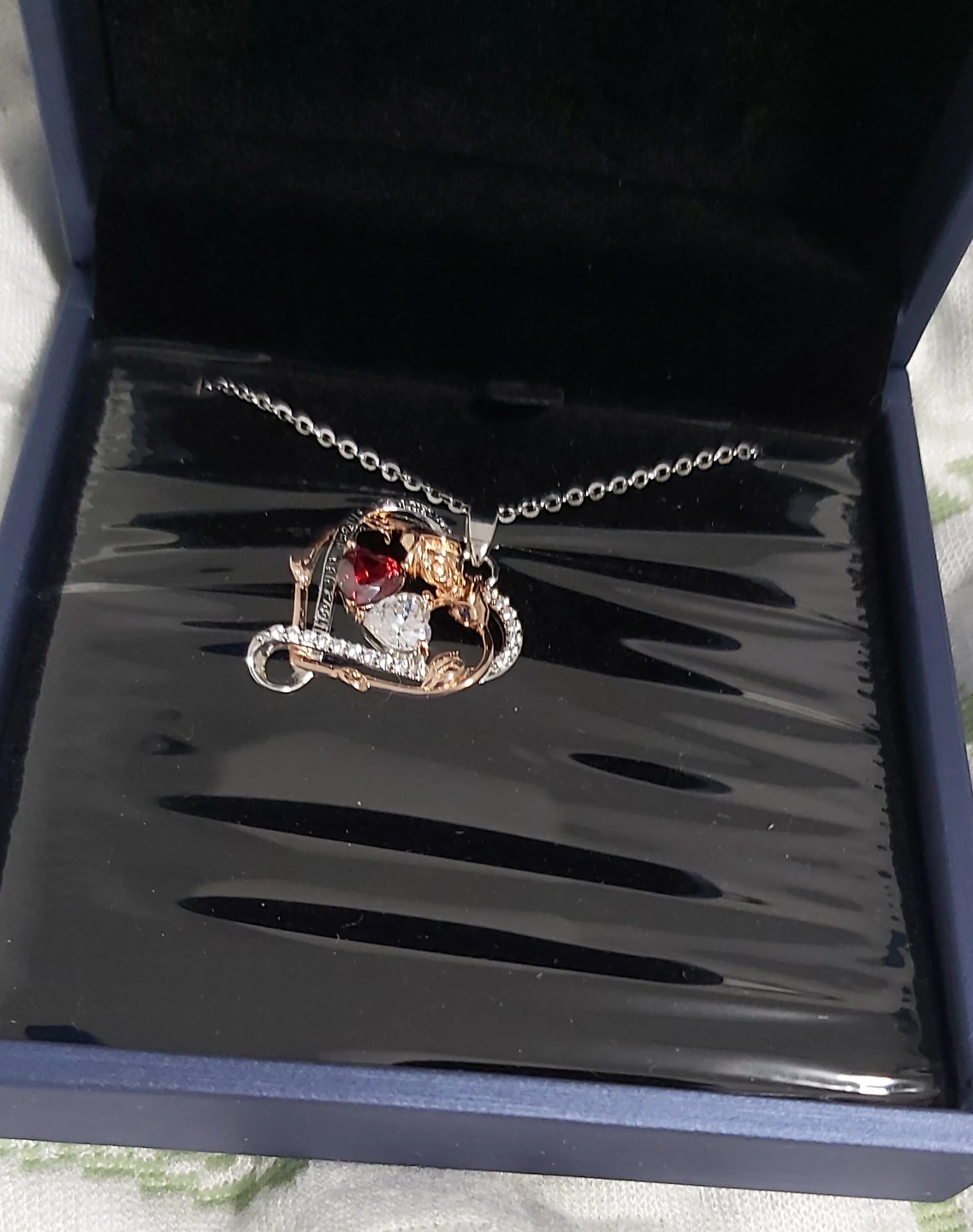 Lomantise Heart Pendant Necklace 🌱