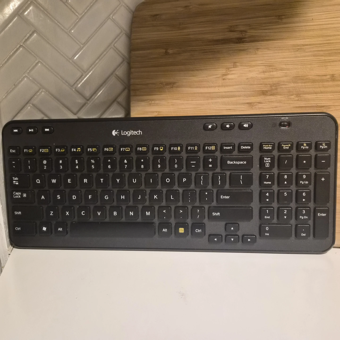 Logitech Wireless Keyboard 🏆