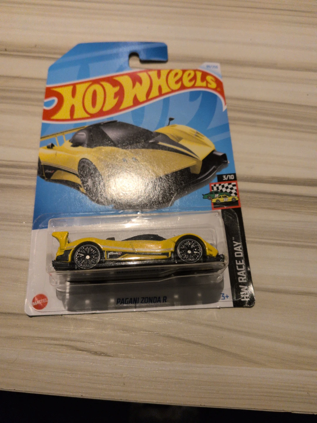 Hot Wheels Pagani Zonda R HW Race Day