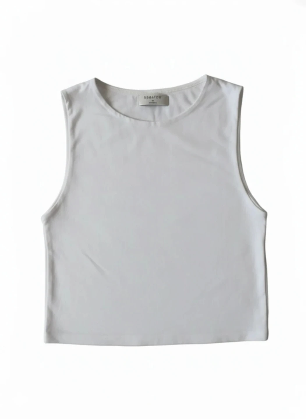 Babaton Sculpt White Sleeveless Top - Size M 🏆