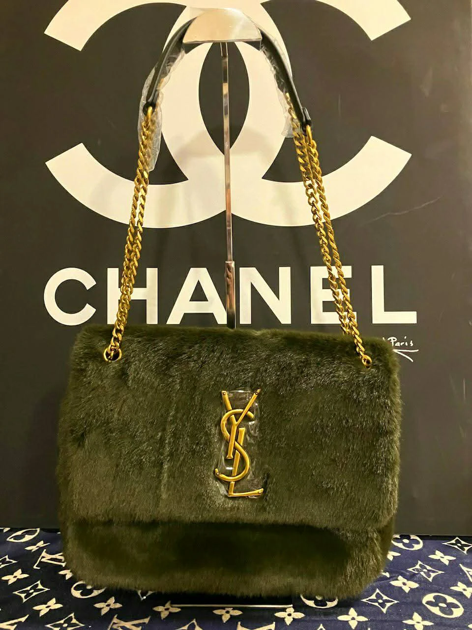 Saint Laurent Fur Shoulder Bag - photo 4