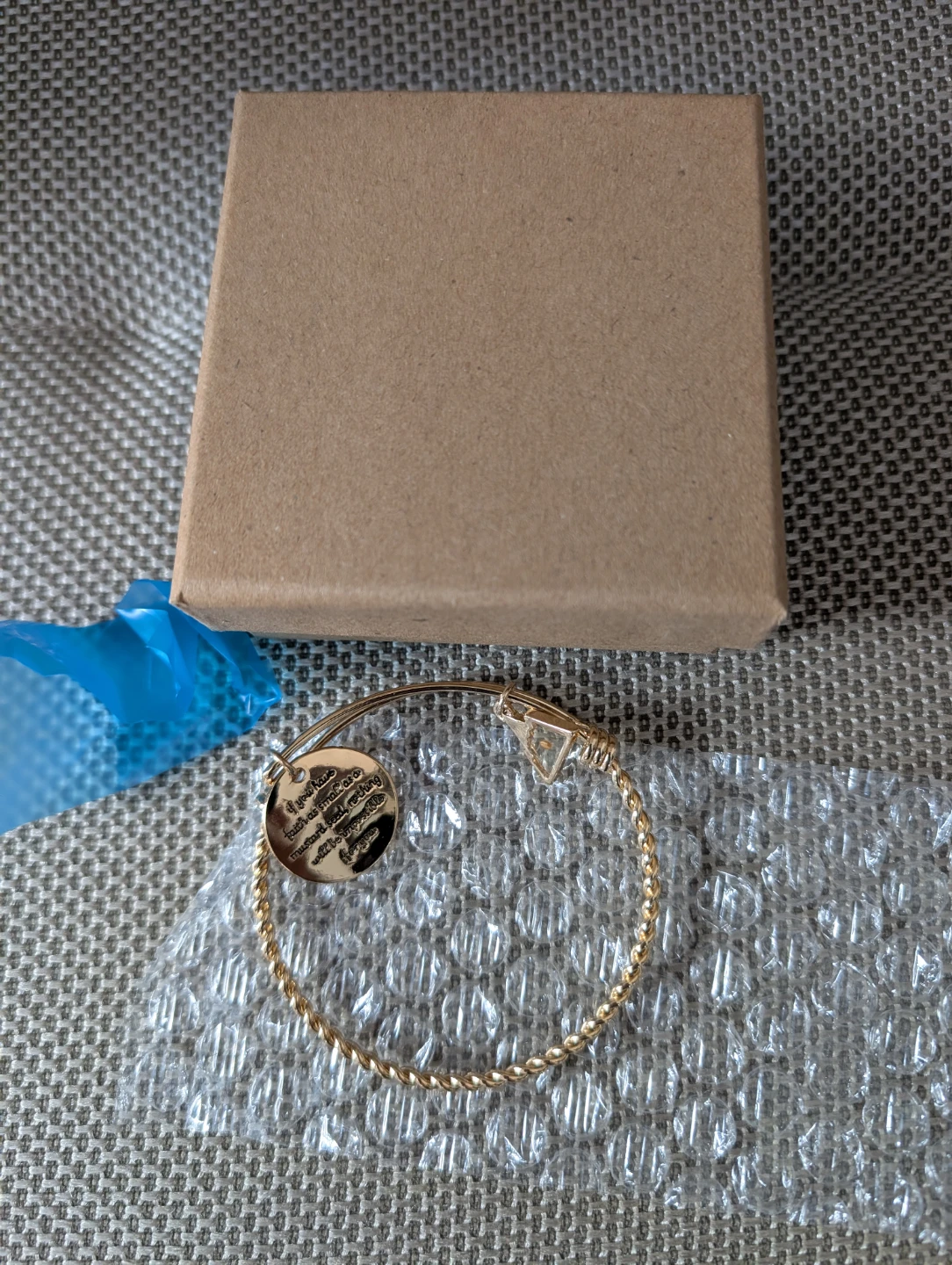 Gold Tone Twist Bangle Bracelet with Inspirational Charm🏆 - photo 2