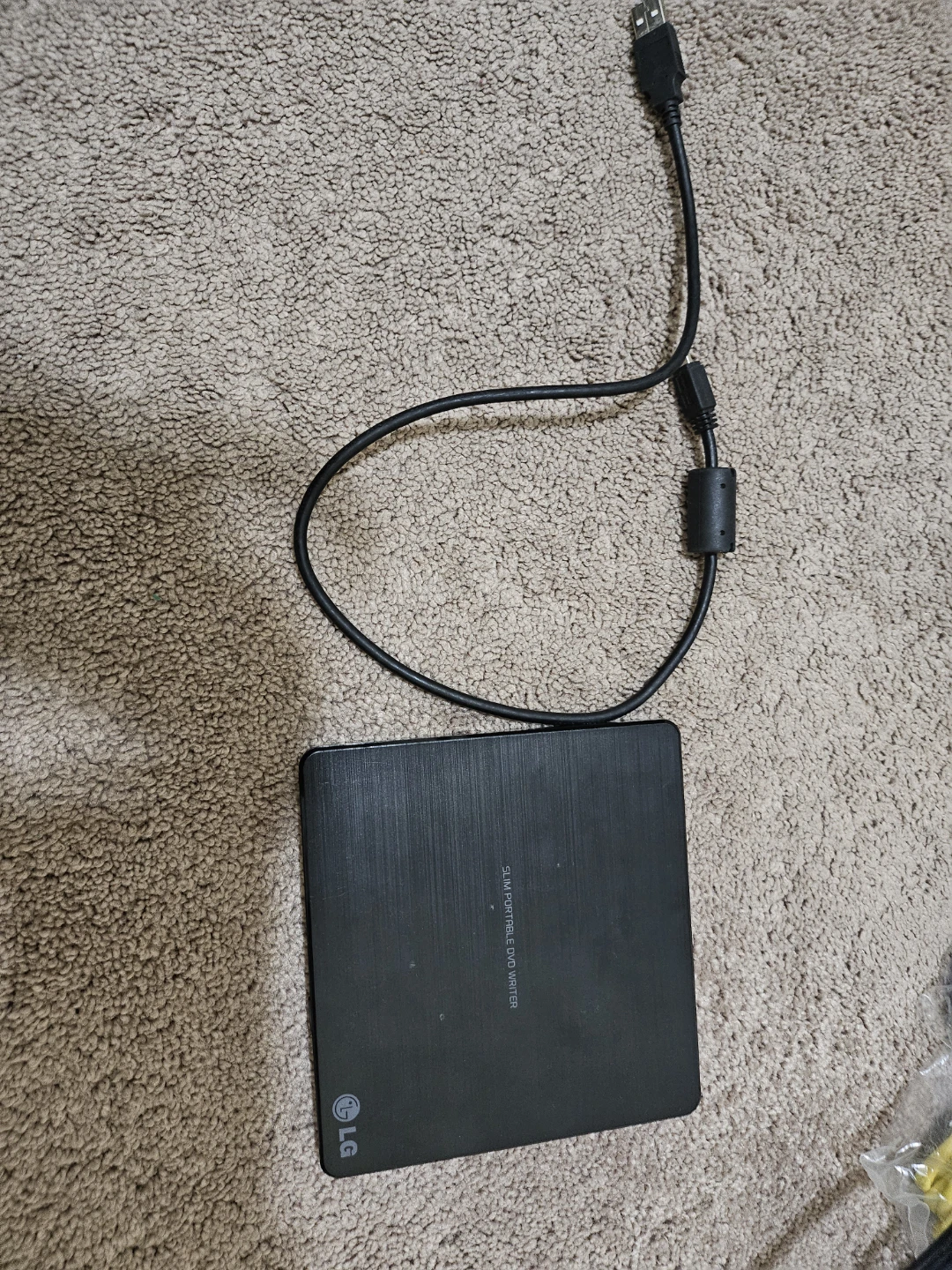 LG Slim Portable DVD Writer - photo 2