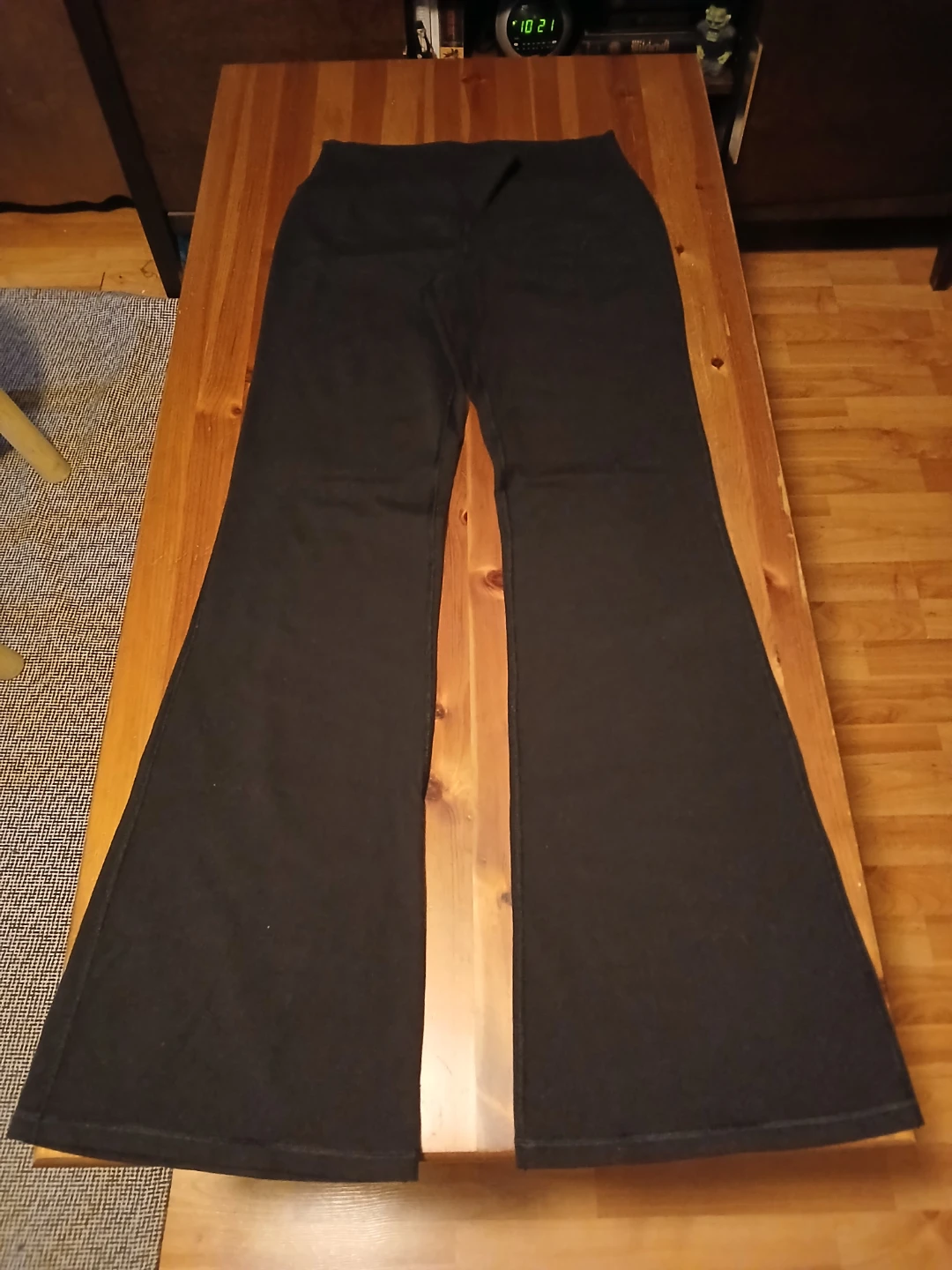 TNA Black Flare Yoga Pants - Medium