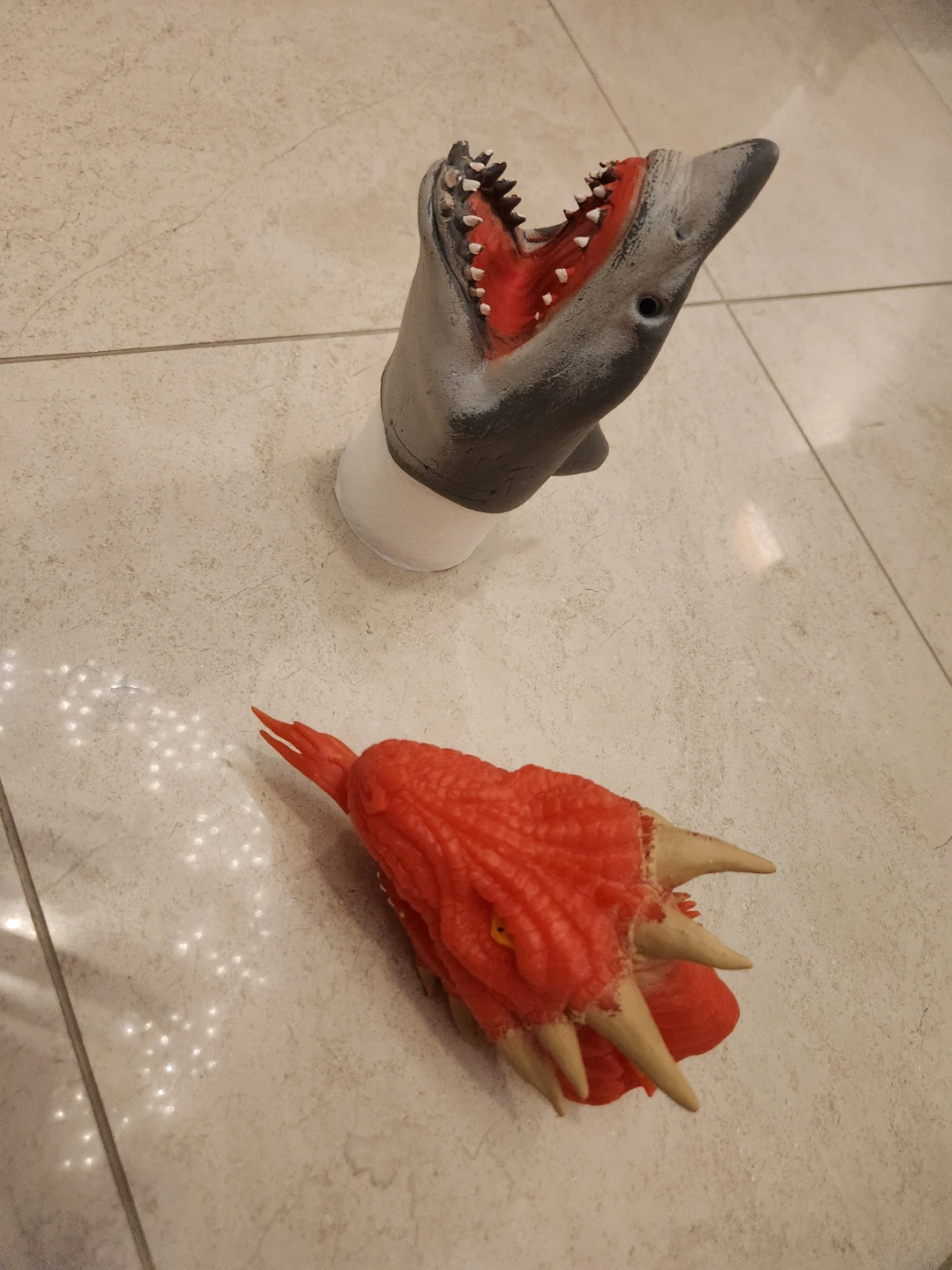 Shark and Dragon Hand Puppets - photo 2