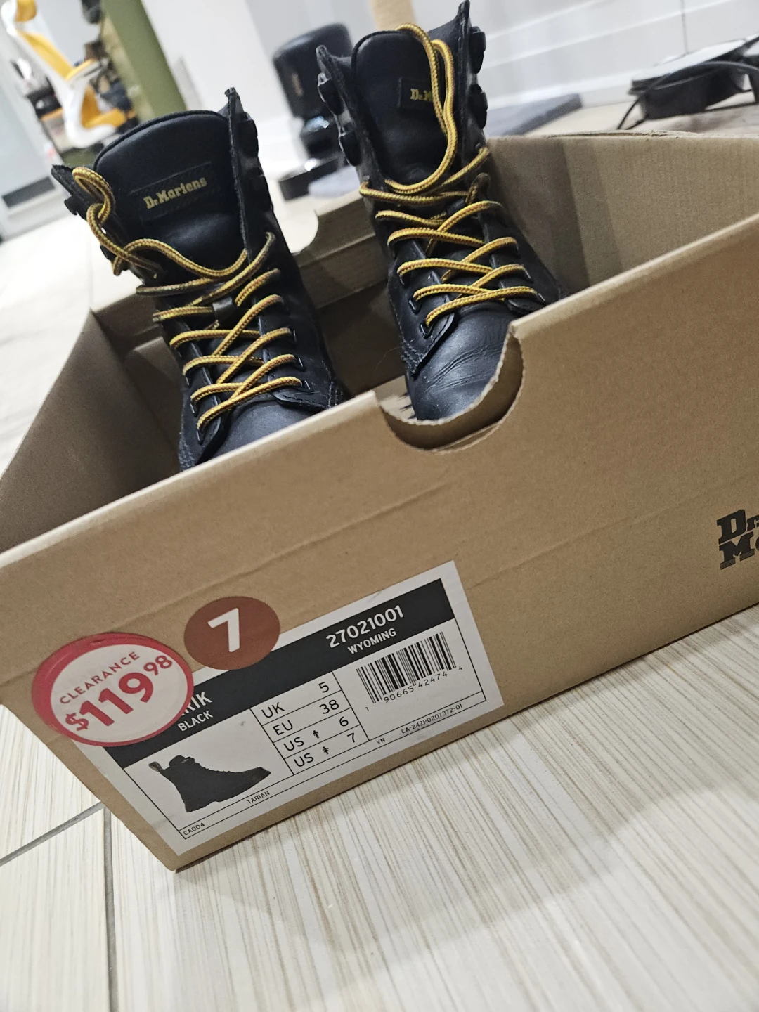 Doc Martens - hardly worn 🥕 - photo 4
