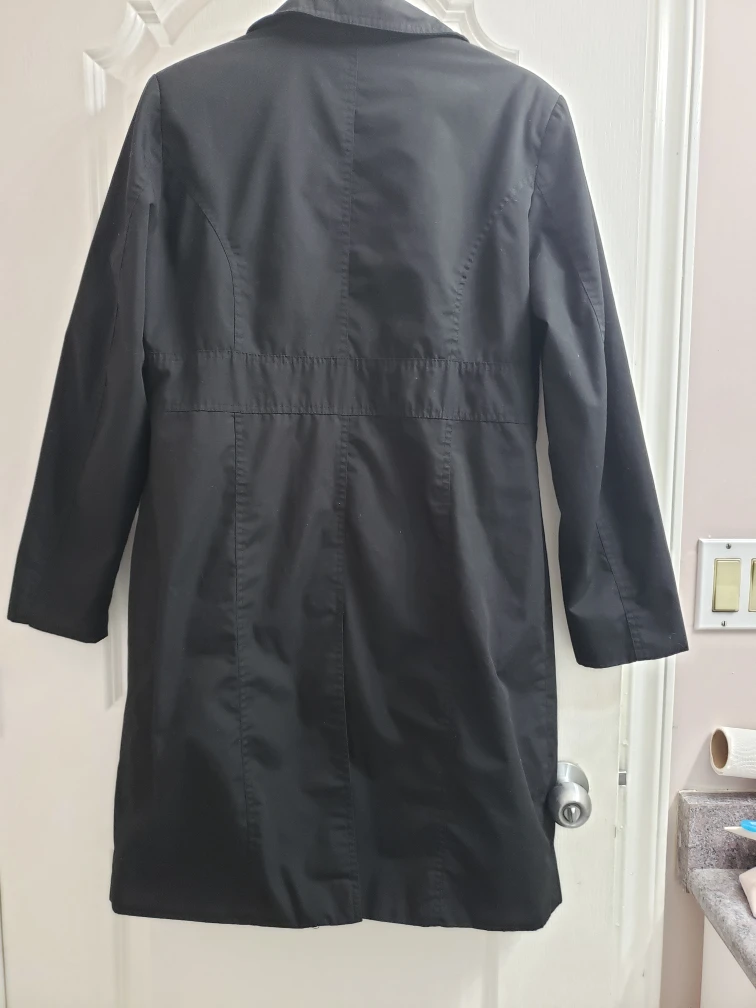 George black trench coat - L/G.like new - photo 2