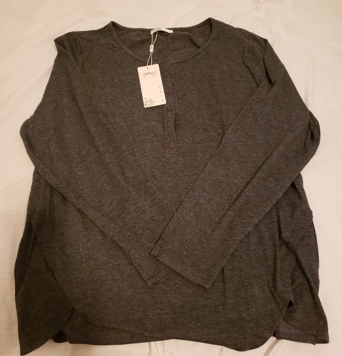 Brandnew lot women tops.size 2XL - photo 2