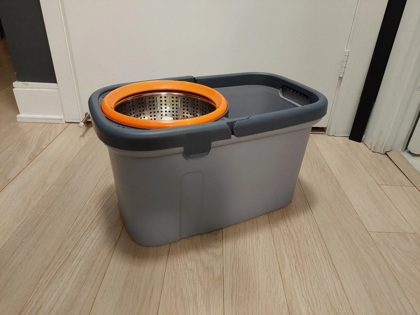 Spin Mop Bucket