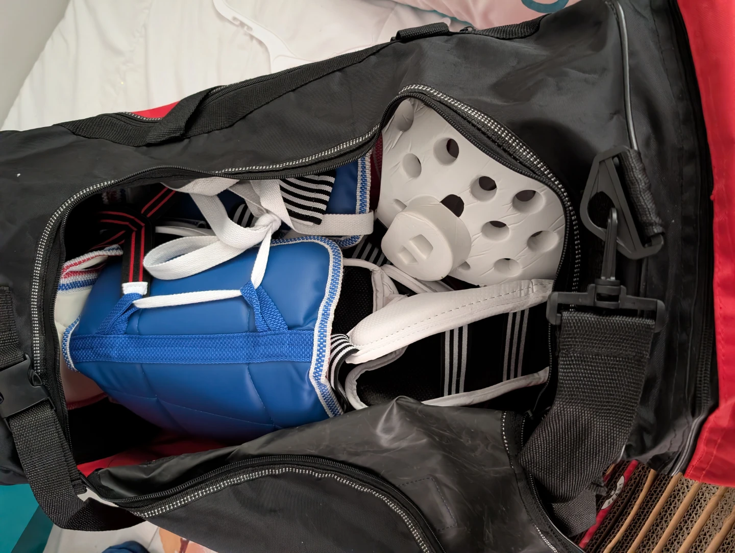 Mudo Martial Arts Gear Set with Bag - photo 2