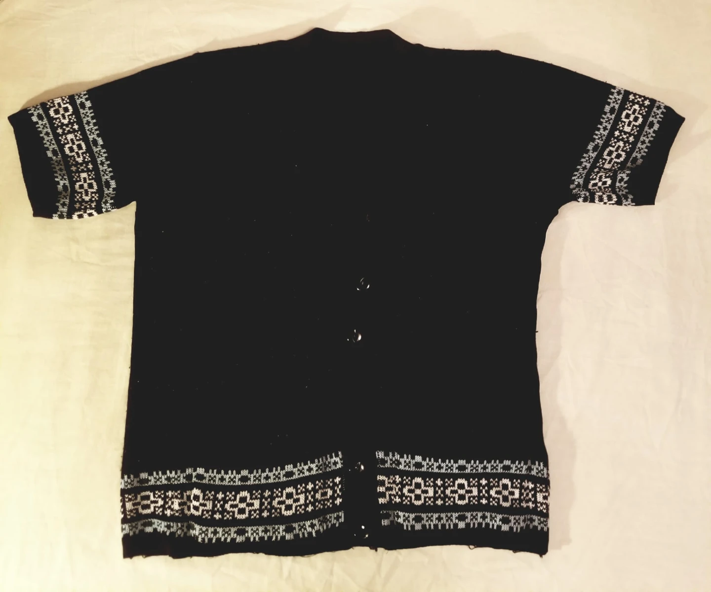 Two Women's Short Sleeve Knit Cardigans 🏆 - photo 3
