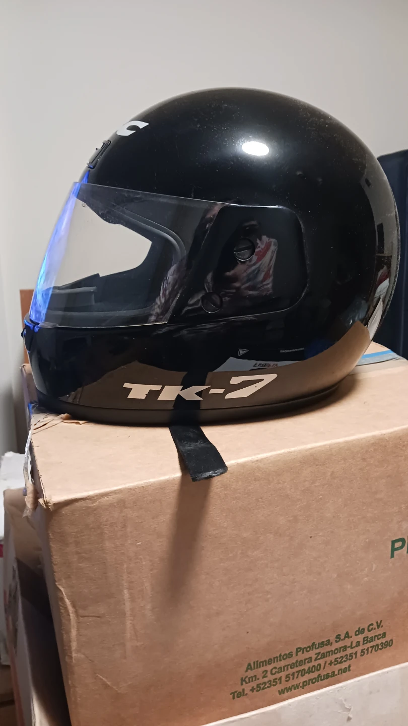 KBC TK-7 Motorcycle Helmet - photo 2