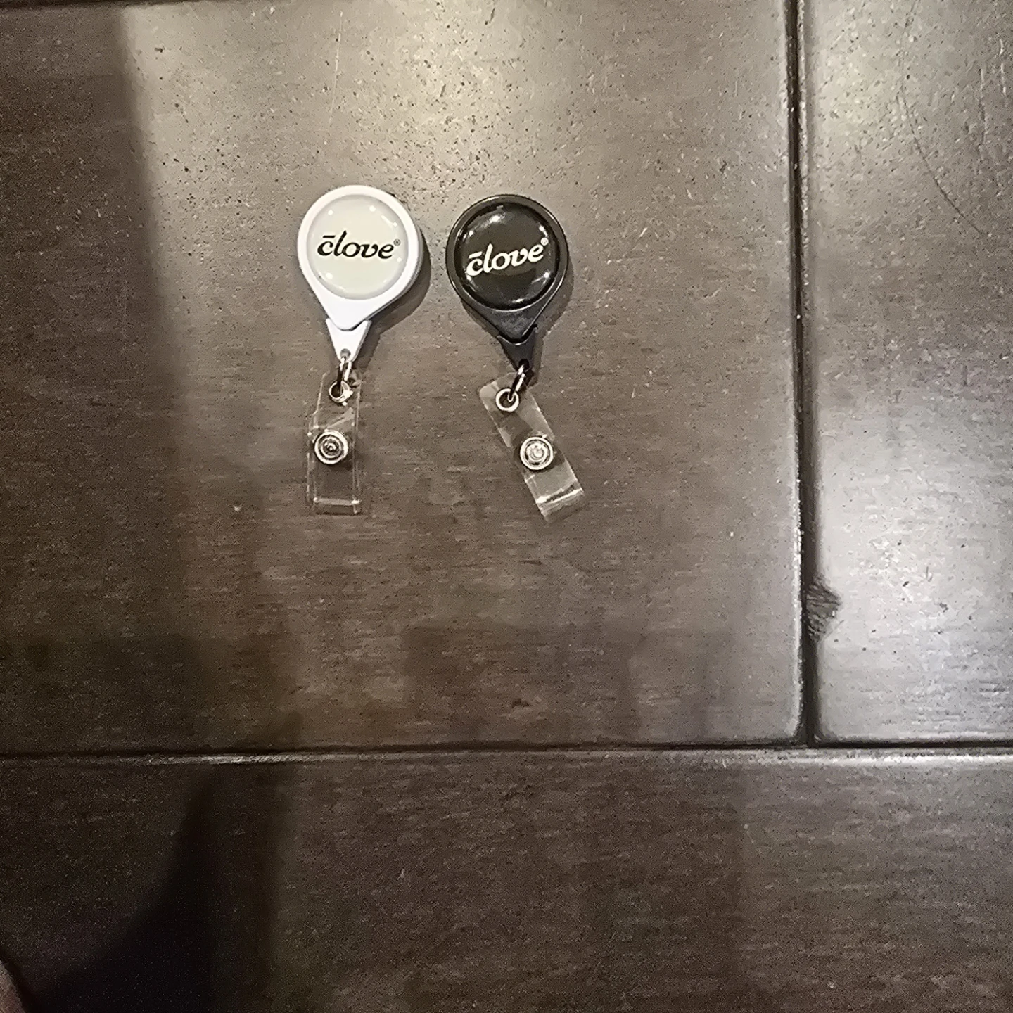 Clove Retractable Badge Holders (Set of 2)