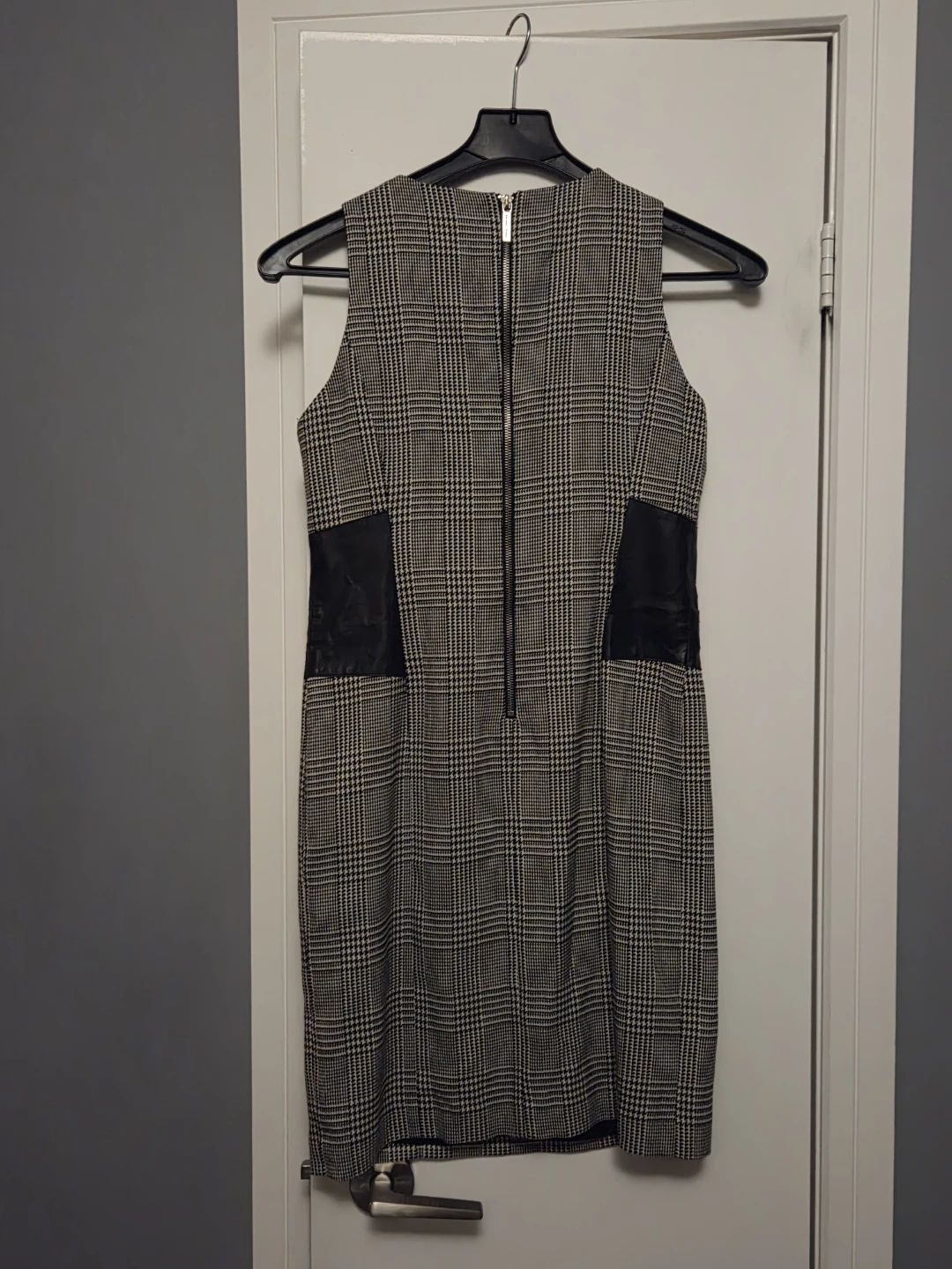 Michael Kors Houndstooth Pattern with Faux Leather Accents - photo 2