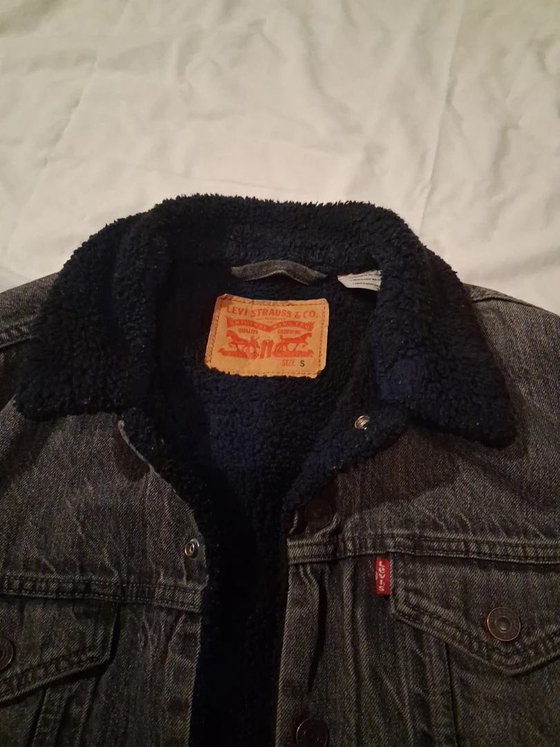 Levi's Sherpa Lined Denim Trucker Jacket - Charcoal - photo 3