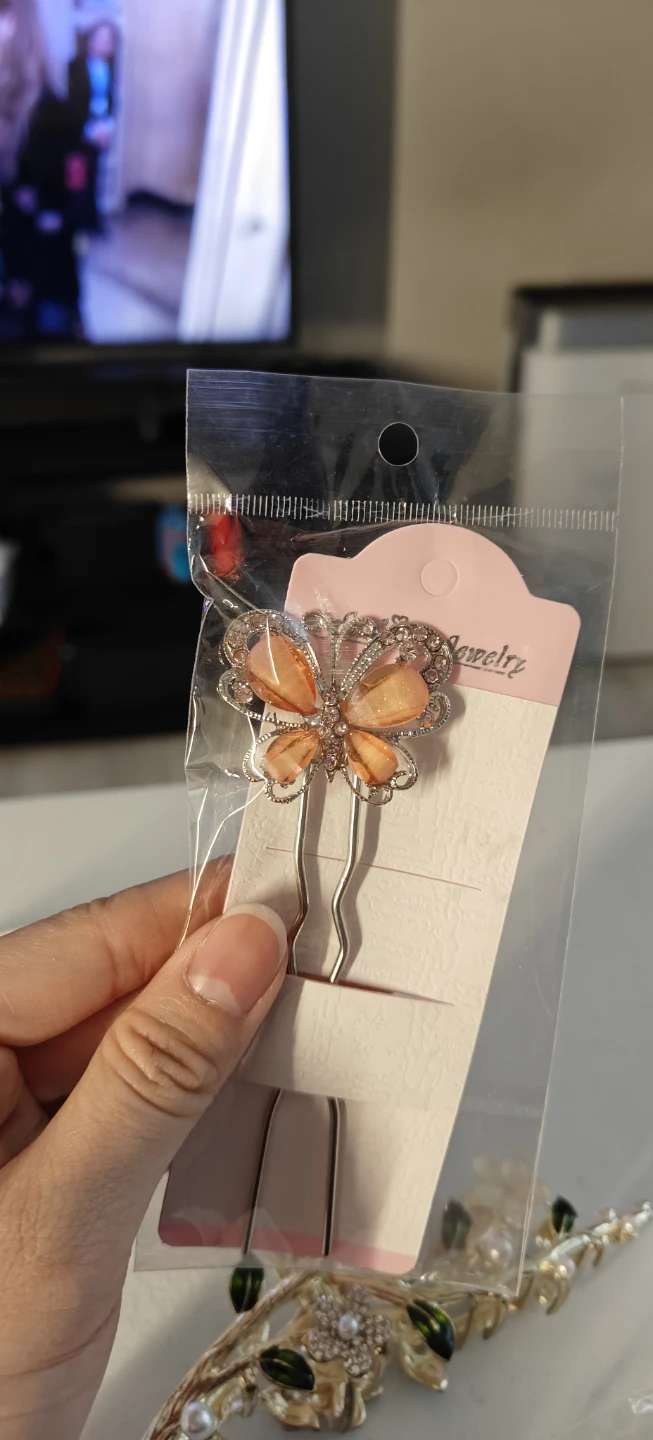 Set of 3 Hair Pins and 1 Hair Claw Clip lot - photo 4