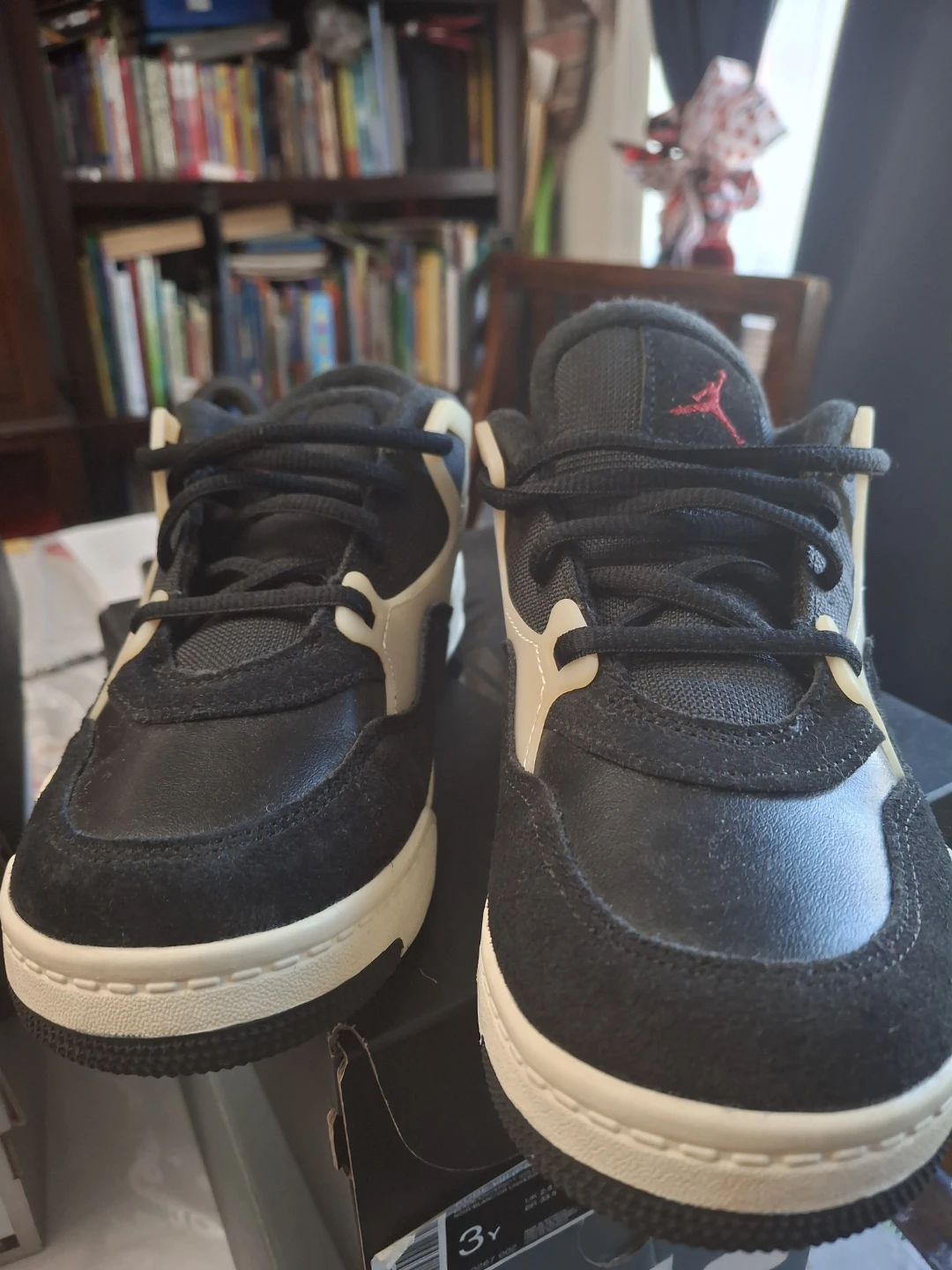 Jordan 4 RM (PS) Kids Shoes Black/Gym Red-Sail Size 3Y - photo 3