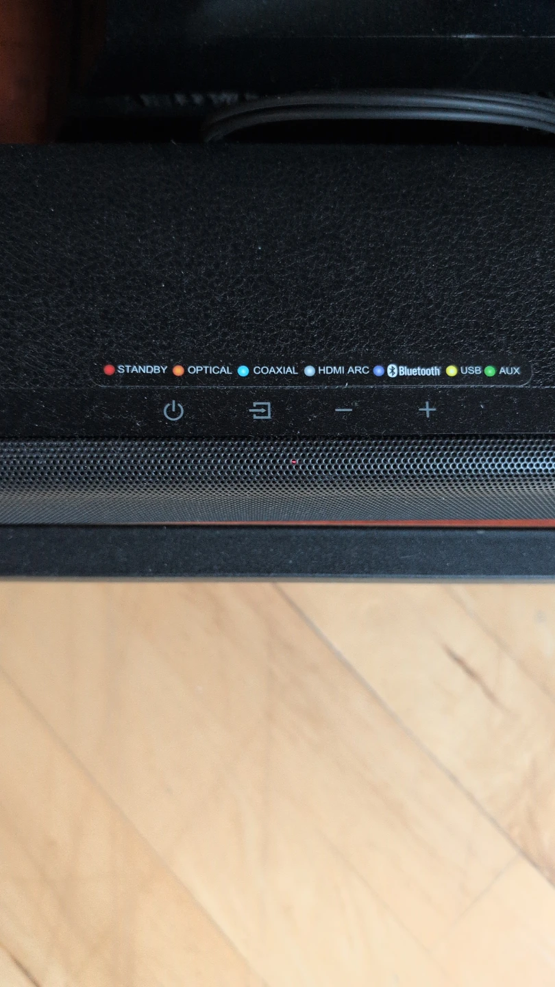 Hisense Soundbar with Remote - photo 2
