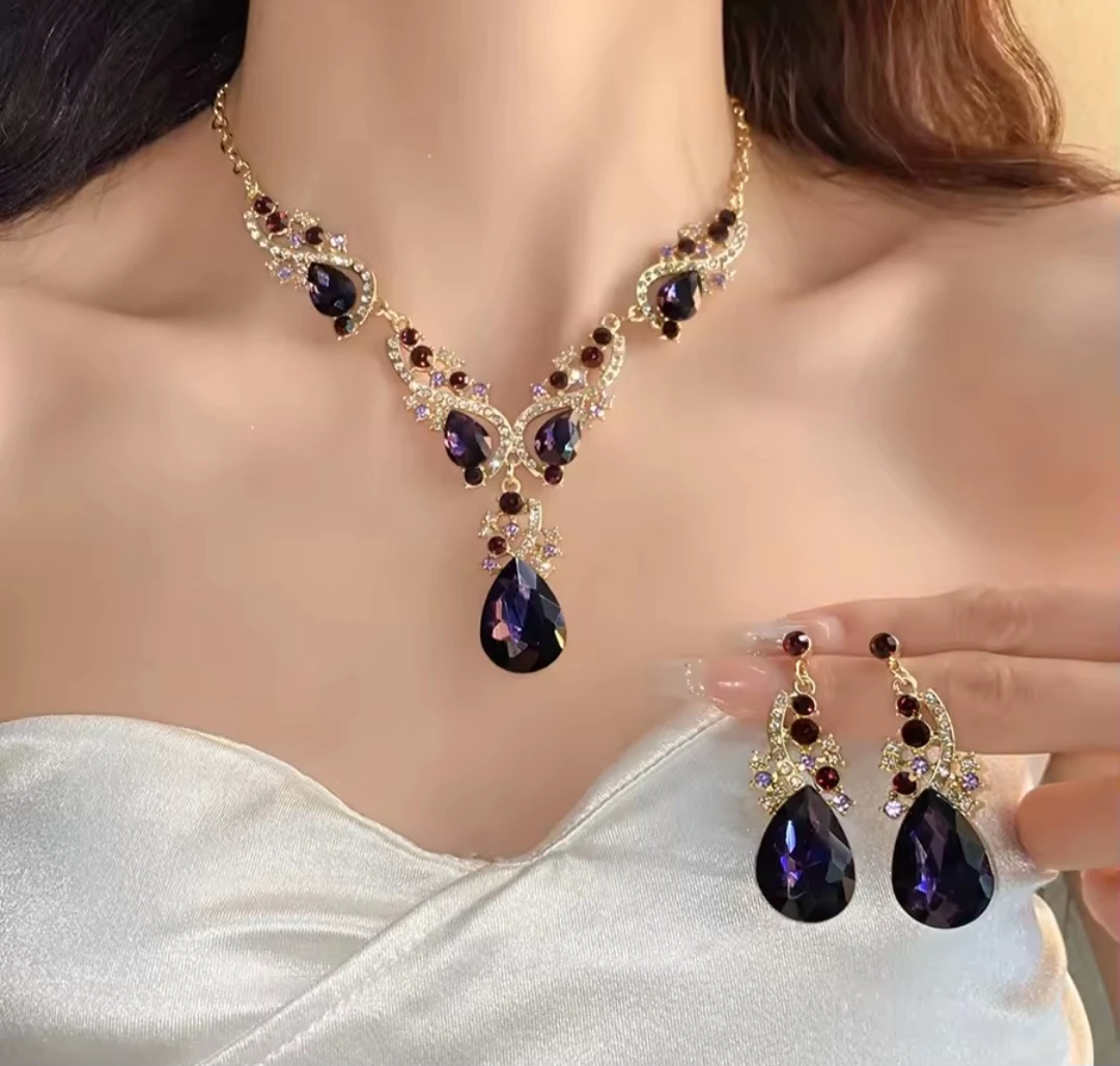 Gold Tone Crystal Necklace and Earring Set