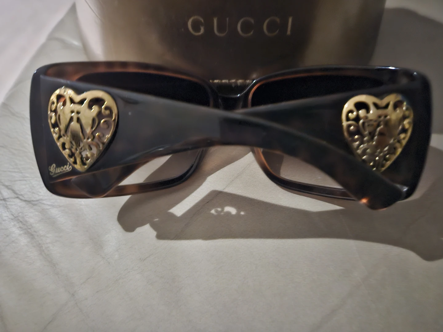 GUCCI Sunglasses with Heart Embellishments - photo 2