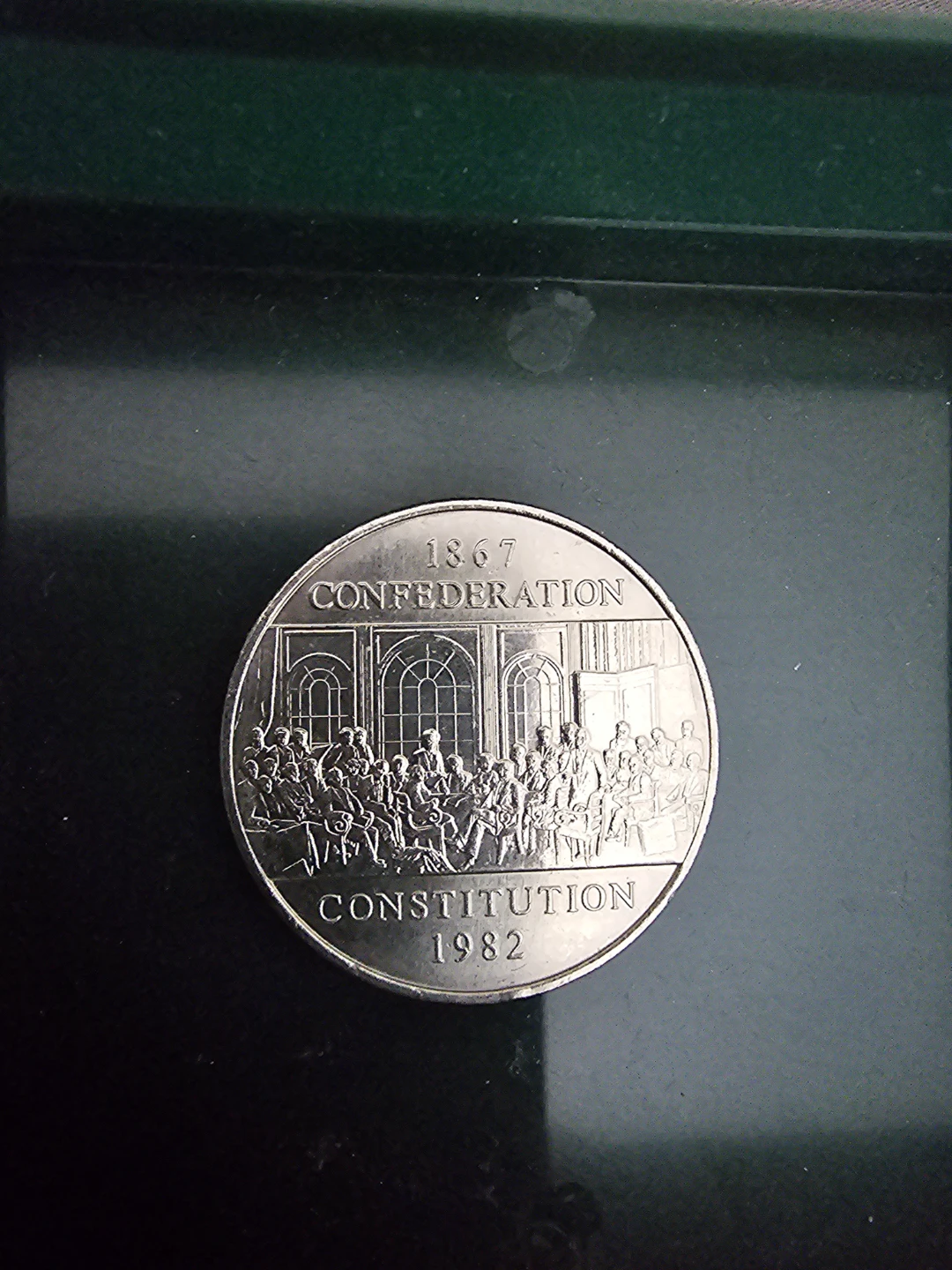 Canada 1 Dollar Coin 1982 Confederation Constitution