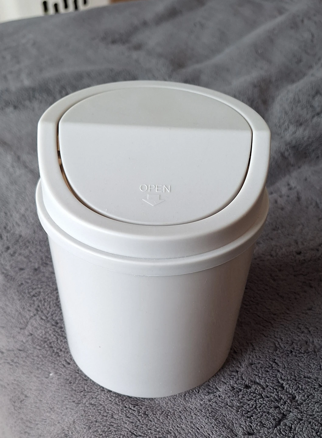 White Mini Desk Bin🏆