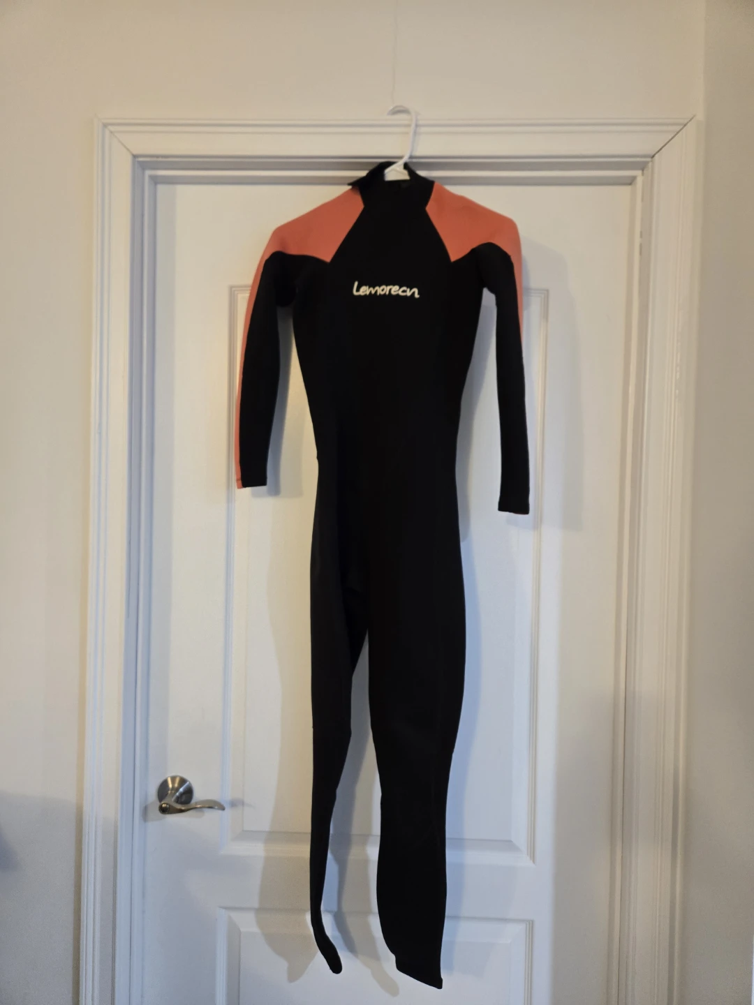 Lemorecn Long sleeves Women's Wetsuit (Black and Orange) Size 8 - photo 2