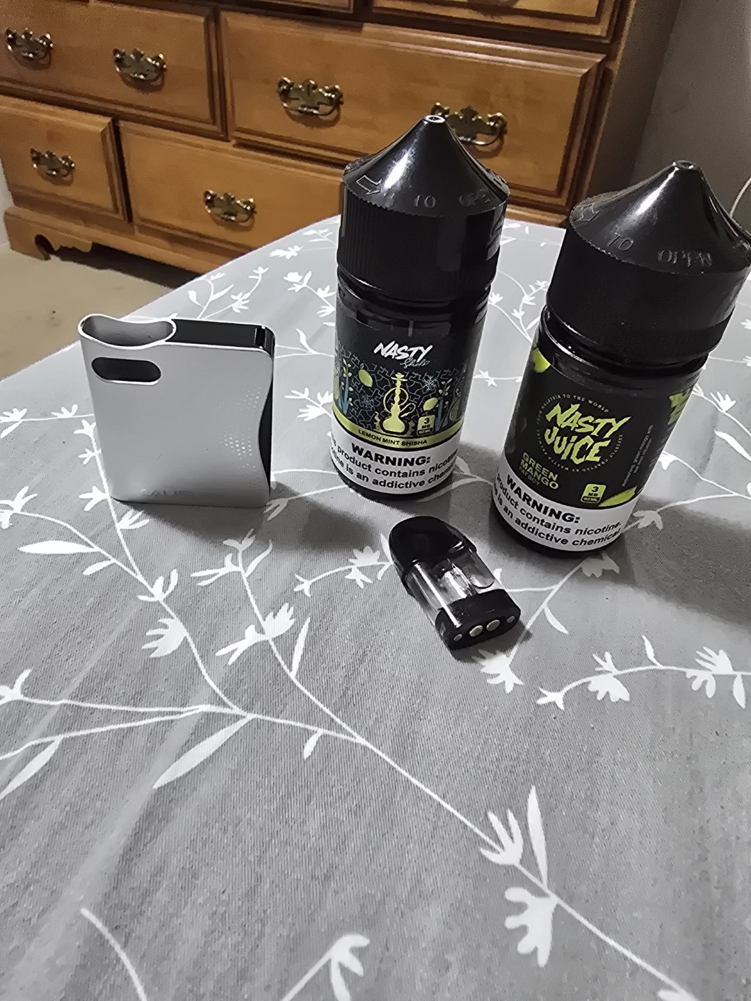Caliburn Ak3 Pod System with 2 Nasty Juice E-liquids - photo 2