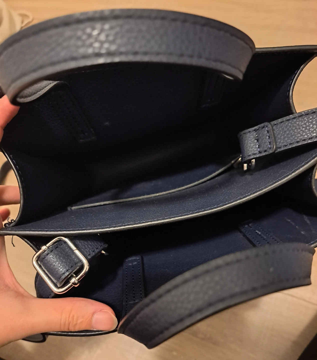 uniqlo square shoulder bag - photo 3