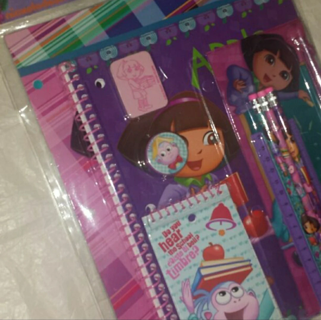 Dora the Explorer 11 Piece School Stationery Set - photo 2