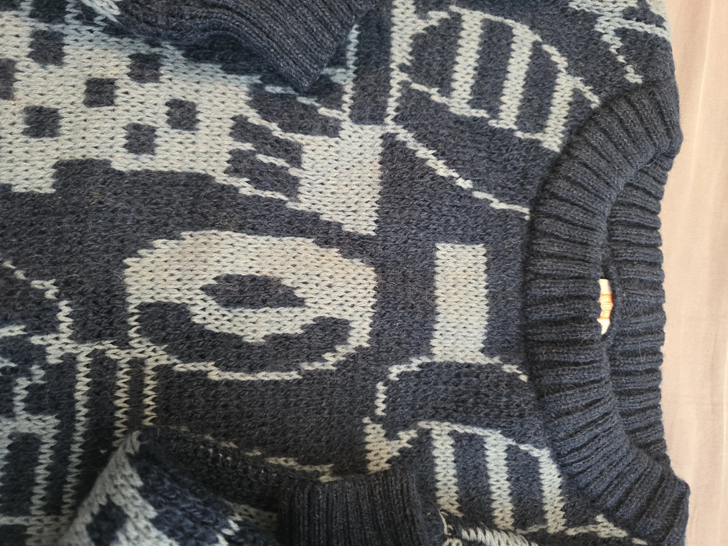 Vintage Knit Sweater - Wool Blend size M- L - photo 2