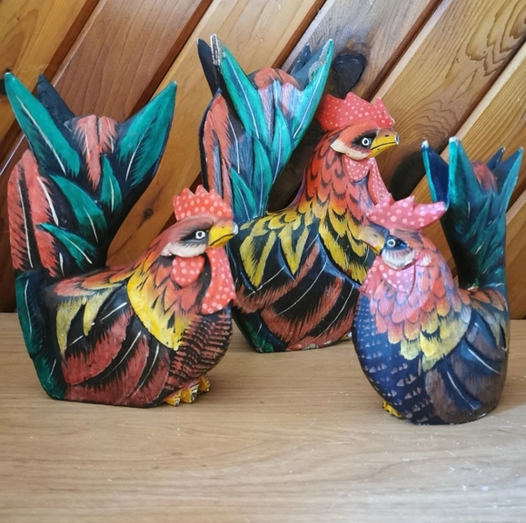 Vintage Handcarved Rooster with Chickens - photo 3