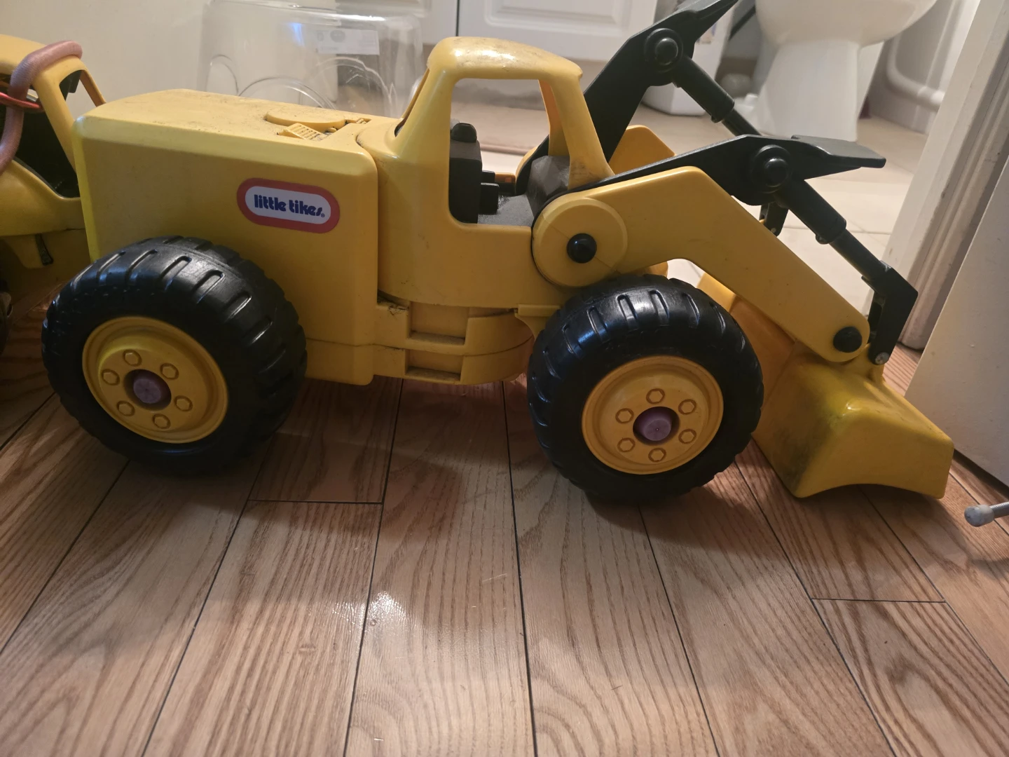 Little Tikes Yellow Dump Truck and Loader Toy