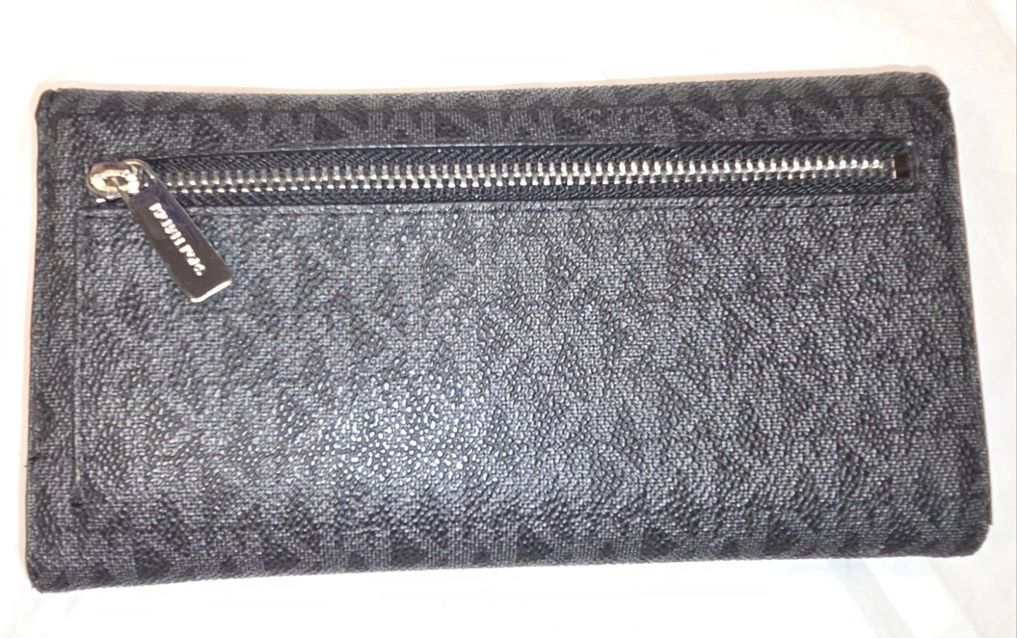 Michael Kors Black Monogram Wallet - photo 3