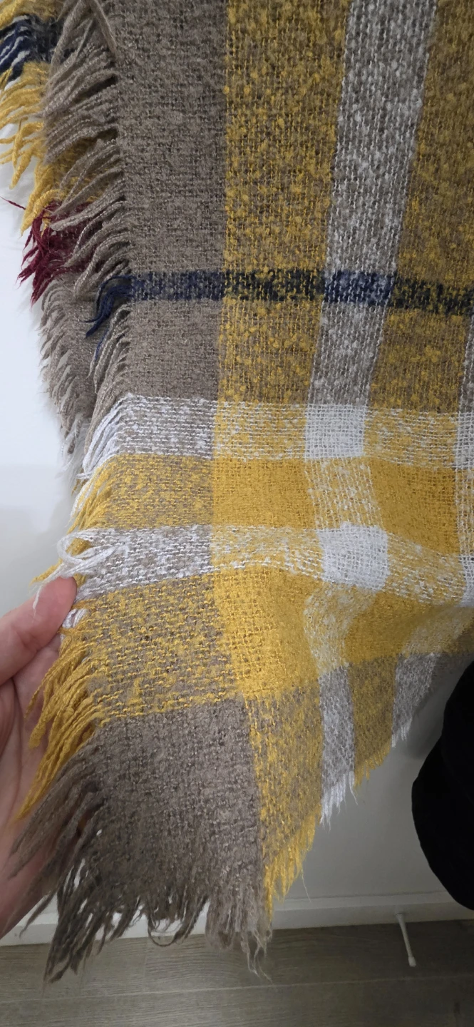 Large Thick Scarf for Sale – Perfect for Winter🥕 - photo 2