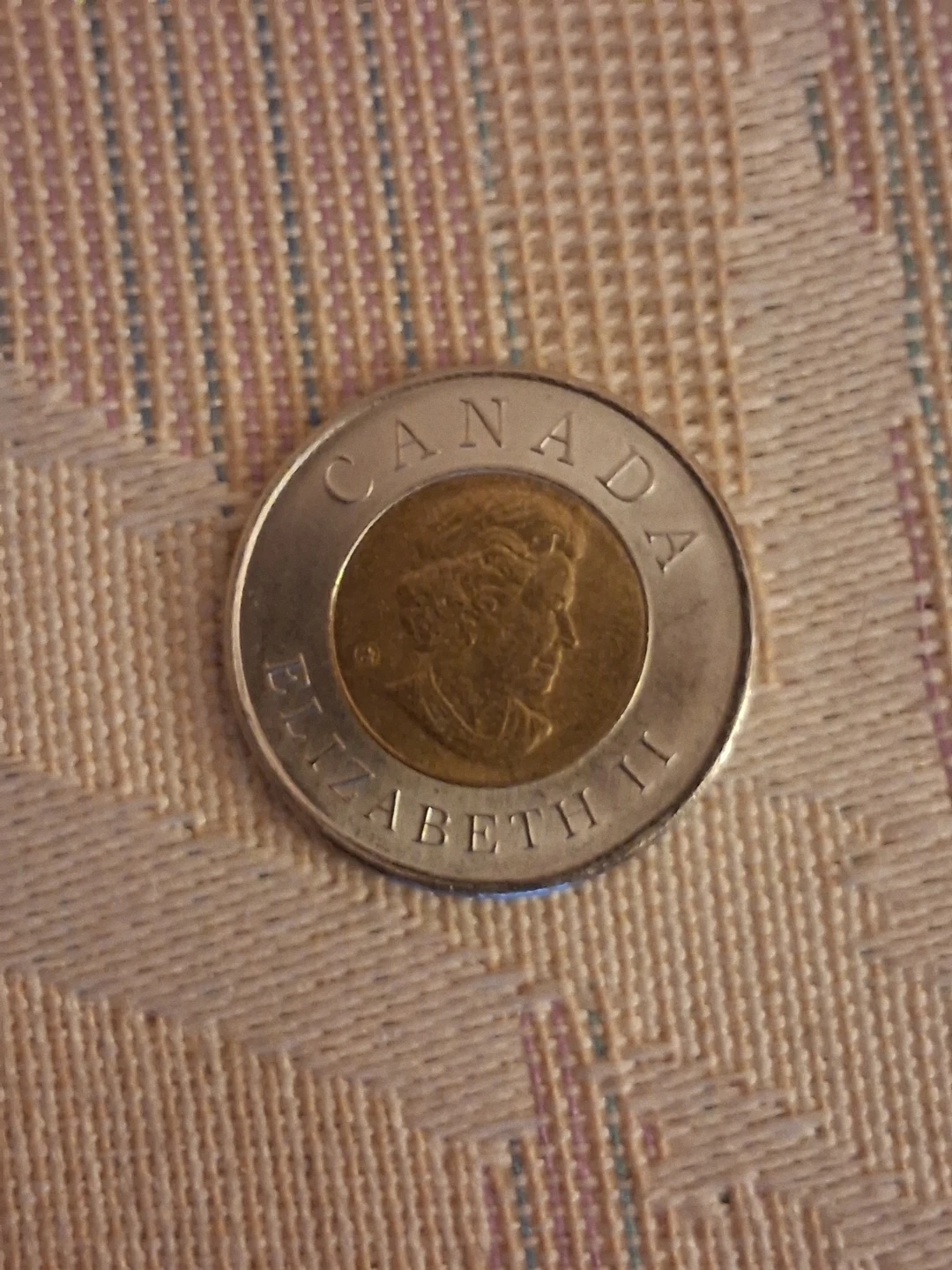 2008 Canada 400th Anniversary of Quebec City Toonie - photo 2
