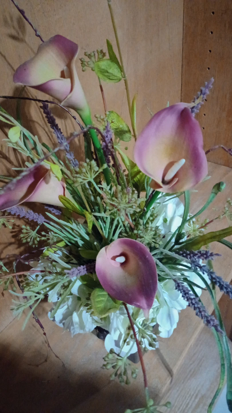 Artificial Calla Lily and Lavender Arrangement in Lion Head Vase