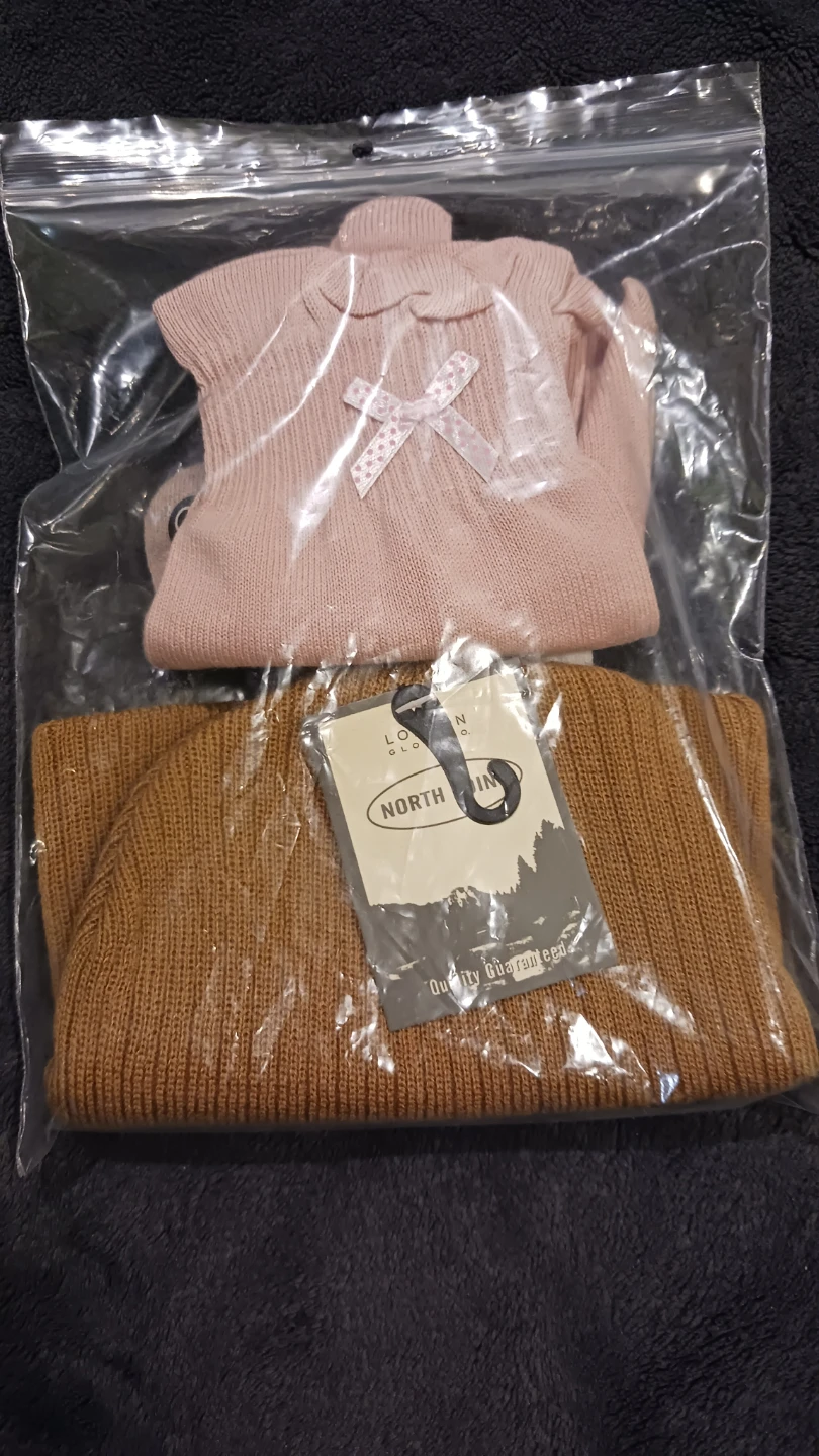 🏆Winter Pink Touchscreen Gloves & Brown Beanie Set