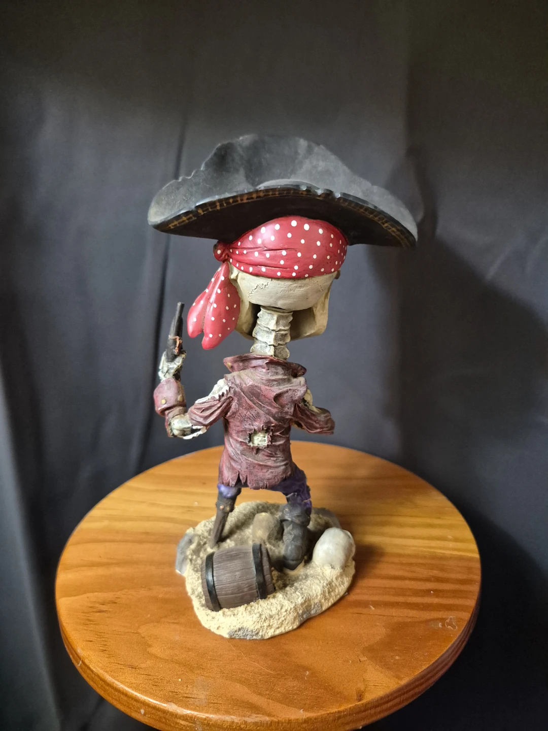 Pirate Skeleton bobble head Figurine with Barrel - photo 3