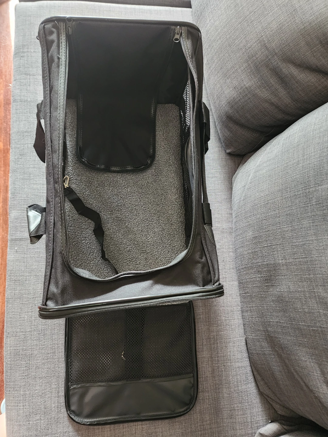 Pet Travel Carrier - photo 4