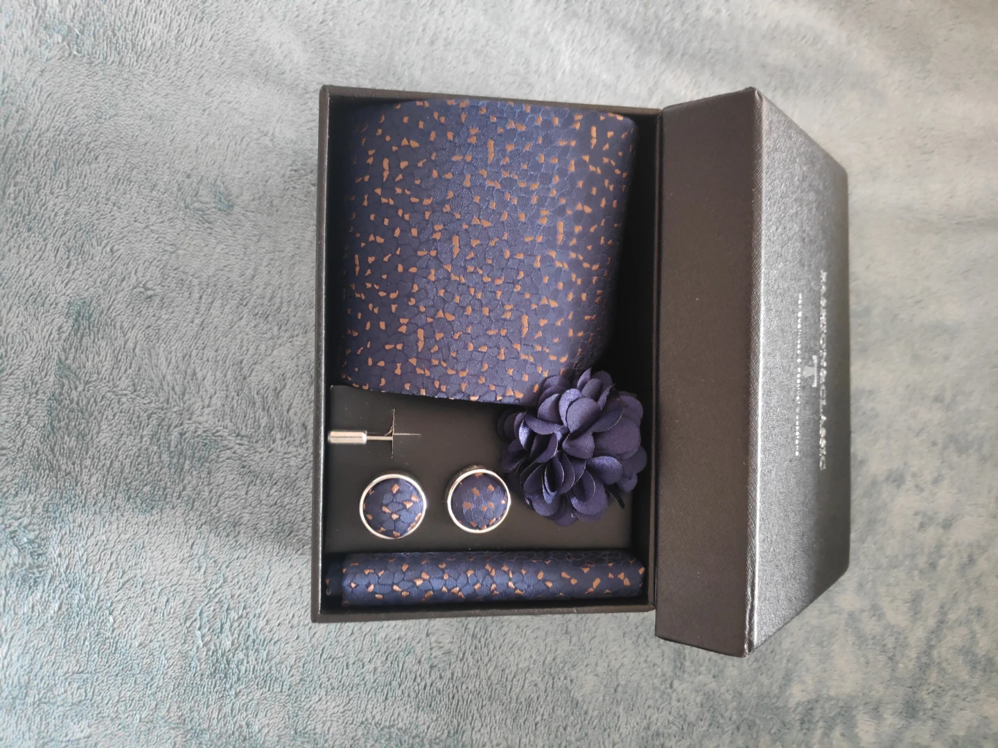 Fashion & Classic Men's Tie Set with Cufflinks