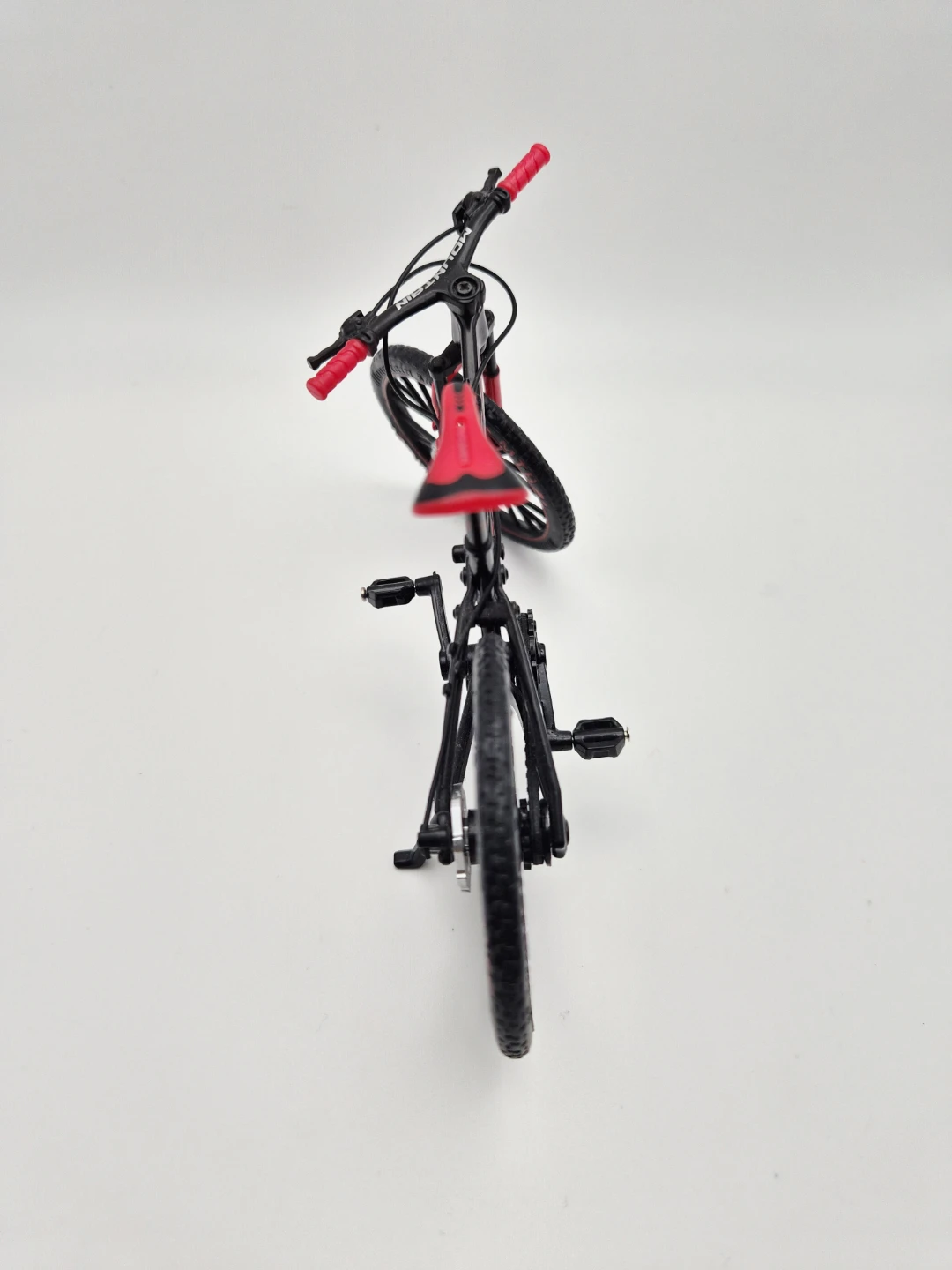 🤩 🚲 Black and Red Toy Mountain Bike - photo 4